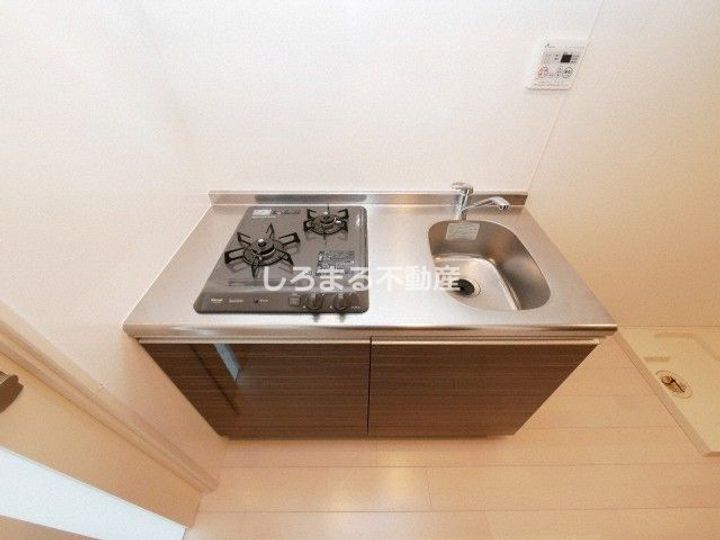 Luxe海老江II704のキッチン