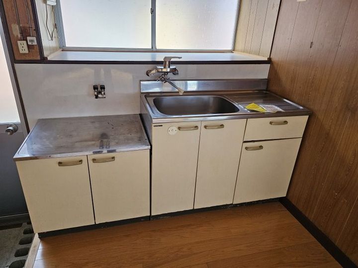 滋賀県彦根市稲部町(一戸建)の賃貸物件2のキッチン
