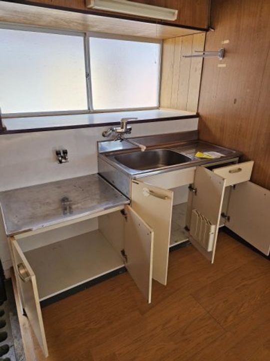 滋賀県彦根市稲部町(一戸建)の賃貸物件2のキッチン