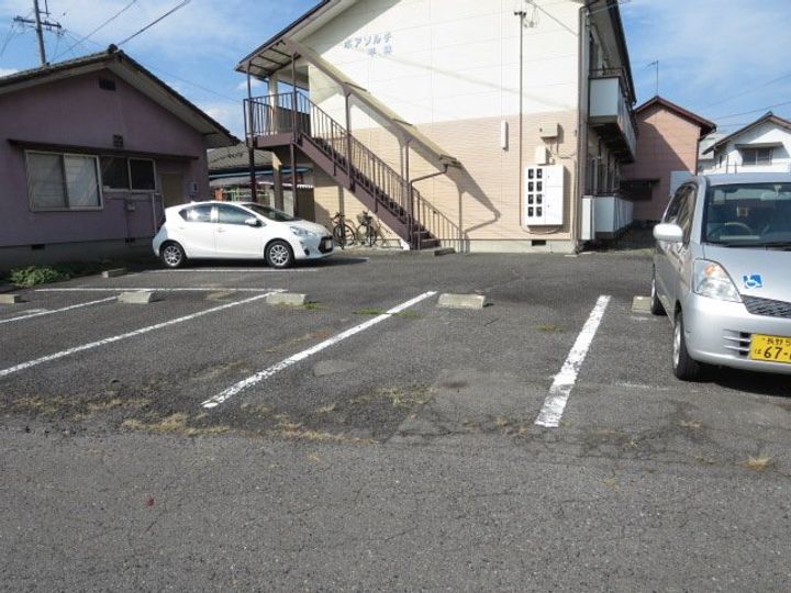 長野県長野市平林1丁目(アパート)の賃貸物件の外観