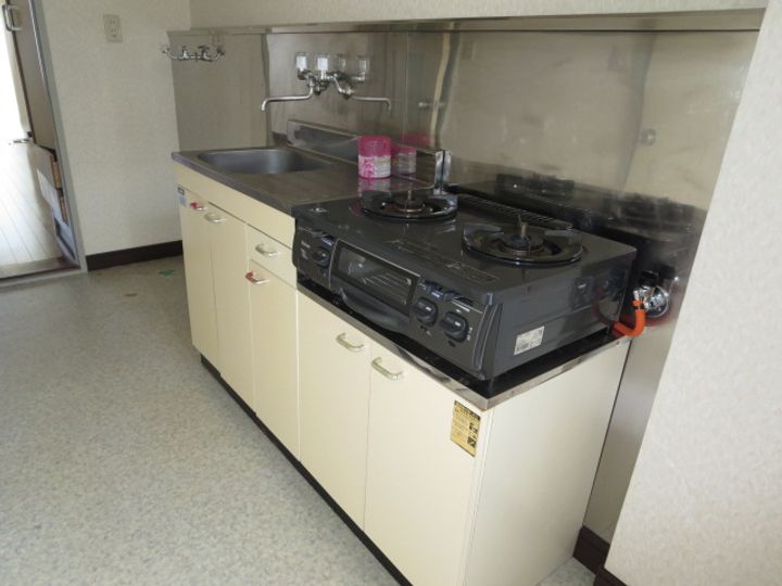 長野県長野市三輪10丁目(アパート)の賃貸物件のキッチン