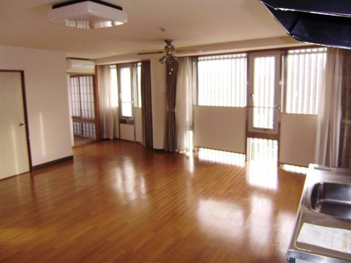 長野県長野市三輪10丁目(マンション)の賃貸物件の居間