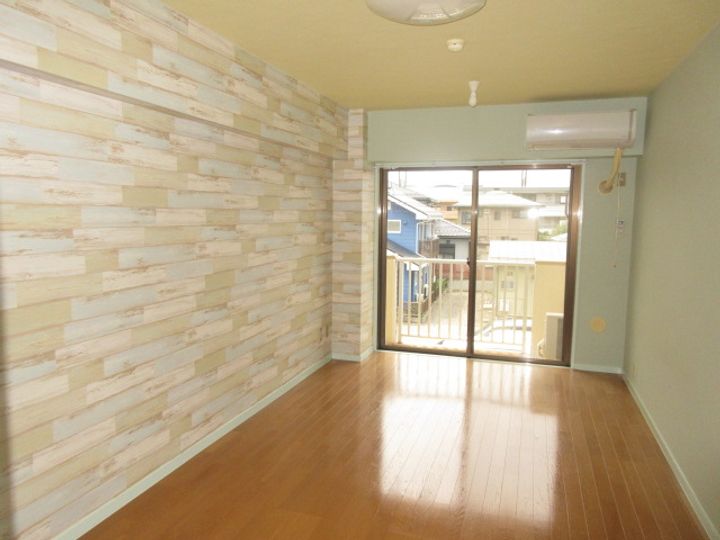 長野県長野市若里2丁目(マンション)の賃貸物件の居間