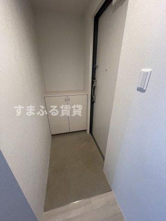 竜美丘Residence3Eの玄関