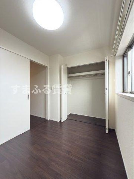 プチカーサ202の寝室