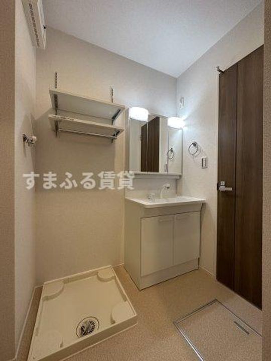 クラスペディアB206のその他画像