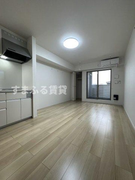 クラスペディアB206の居間