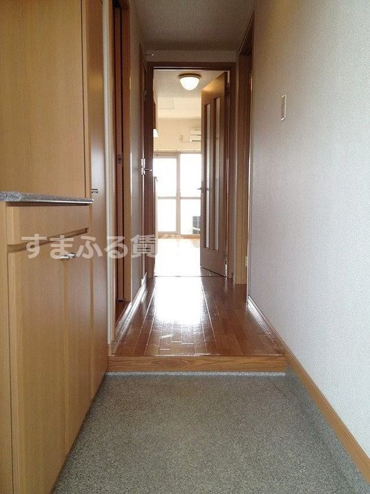 エターナル ステアズの玄関