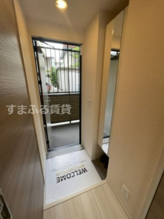 D-room井田の玄関