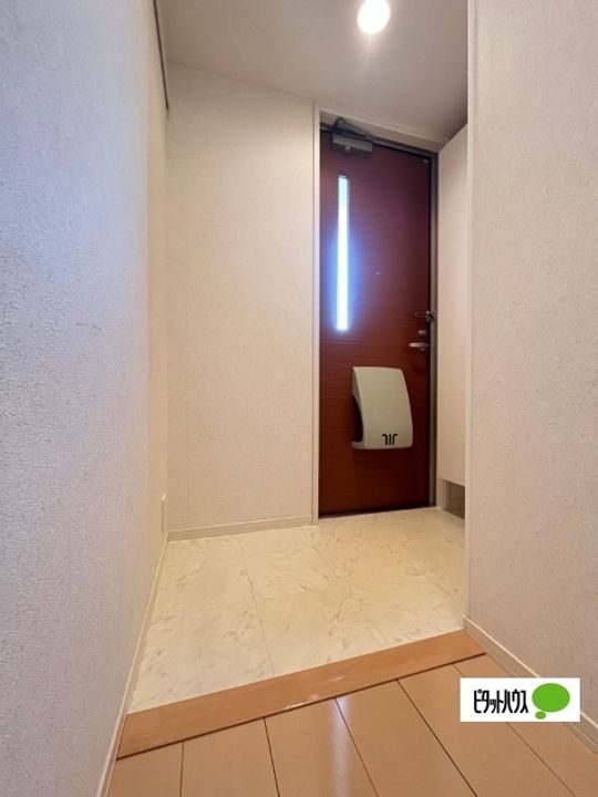 ビルロートの玄関