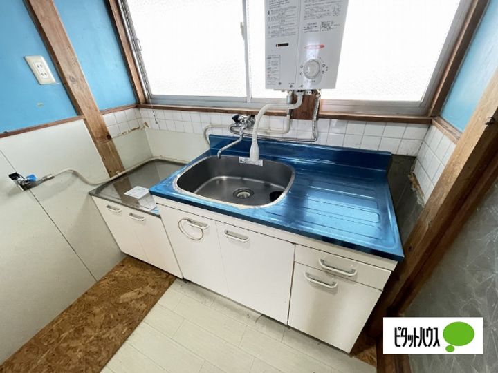 六十谷マンション17のキッチン