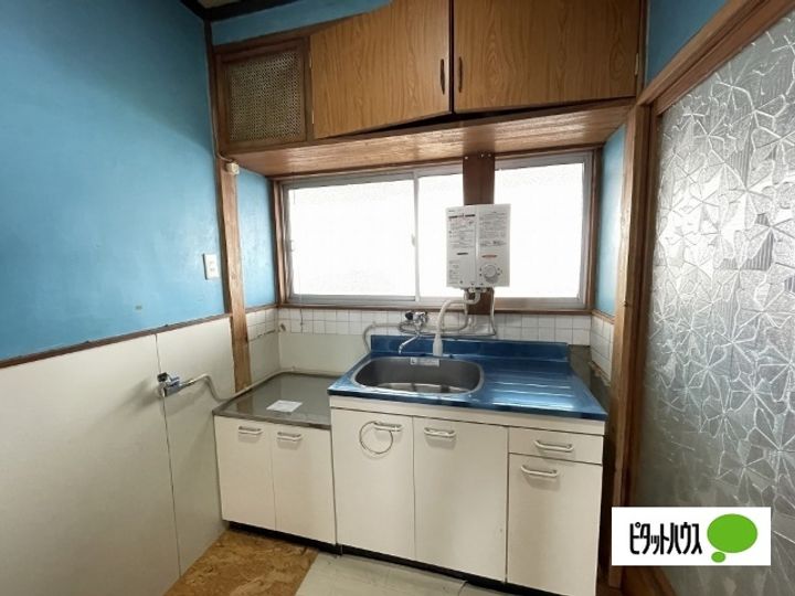 六十谷マンション17のキッチン