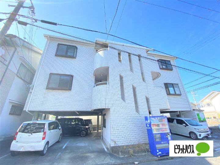 マンション神前Ⅱ2-Aの外観