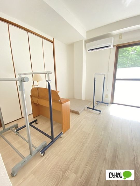 クラウンハイツ105の居間