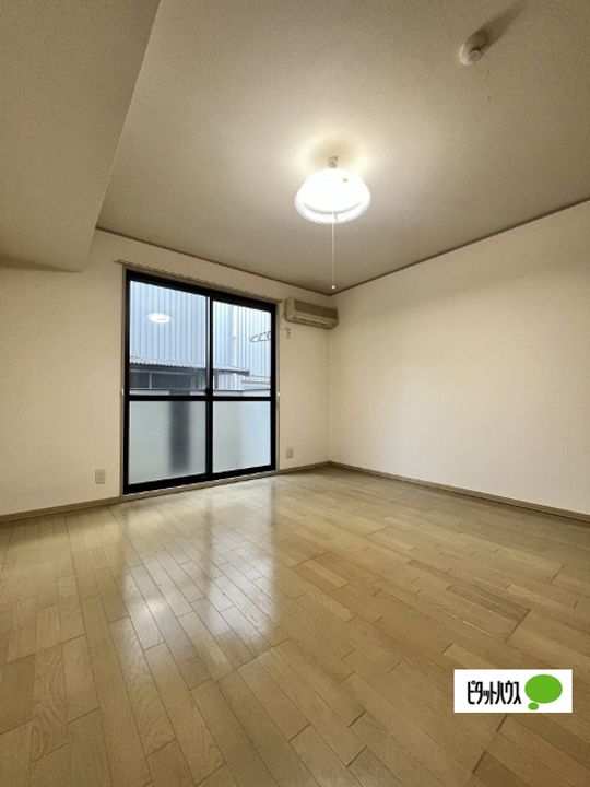 グリーンヒル打越の居間