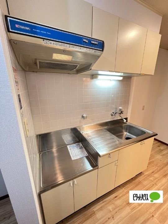 メディハイツ和歌川102のキッチン