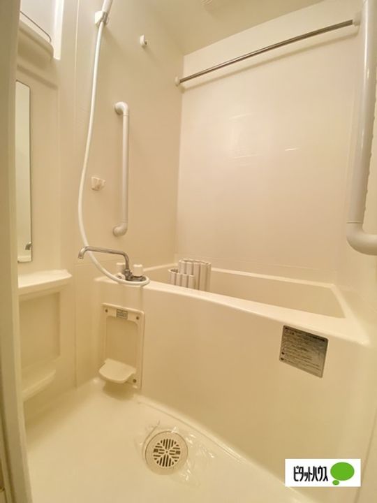 レジデンス塩屋206の風呂
