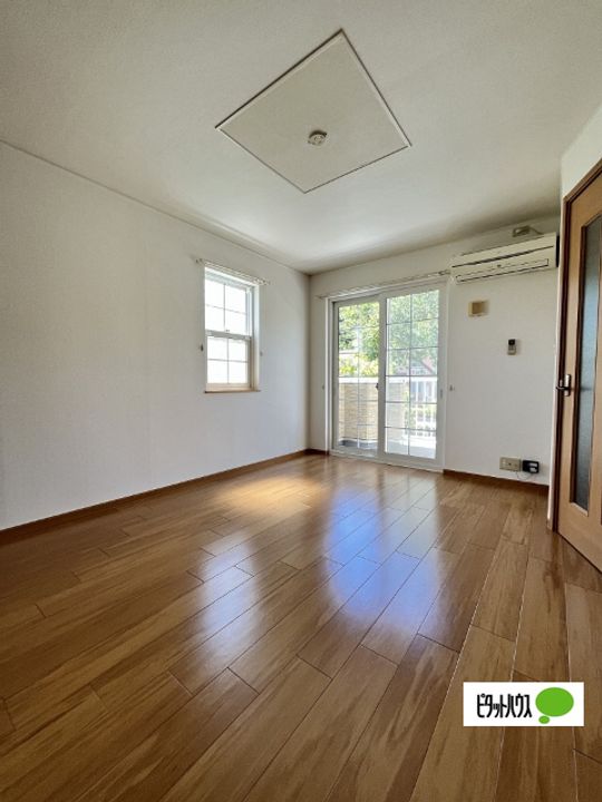 パミドーリⅡの居間