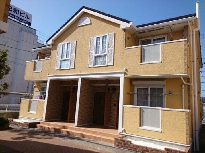 ラ・メゾン・アンソレイエⅡの外観