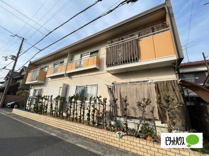 タウニィ料理松D101の外観