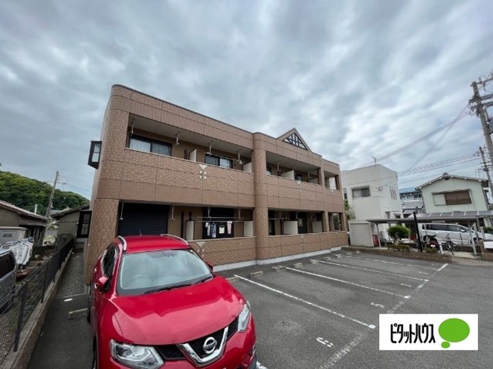 レジデンス塩屋206の外観