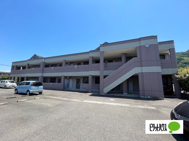 ポルトファミリア201の外観