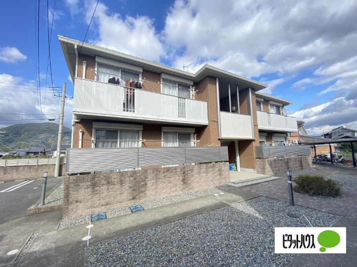 シャーメゾン下津野の外観