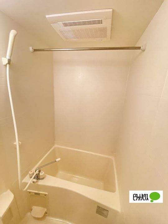 リッチ&フォース402の風呂