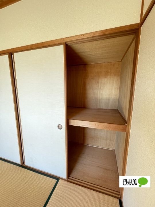 VIASACRA岩出の内装