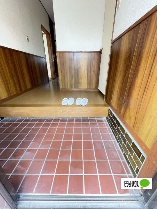 和歌山県岩出市新田広芝(一戸建)の賃貸物件-の玄関