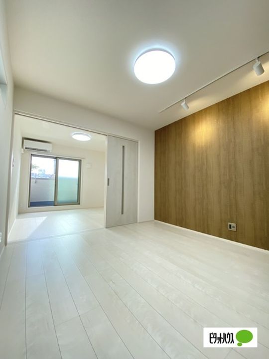 フジパレス和歌山美園301の居間