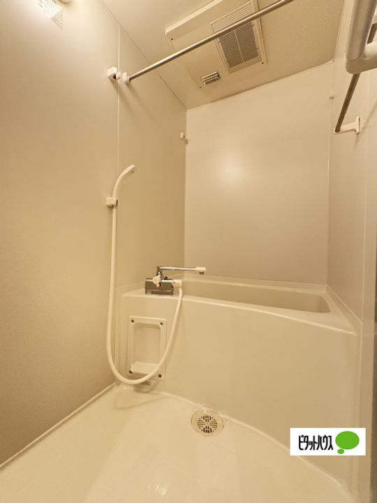 シャルマンフジ和歌山駅前202の風呂