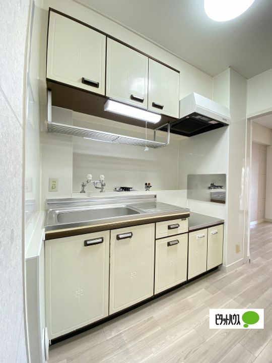 ヤマイチPLAZA黒田302のキッチン