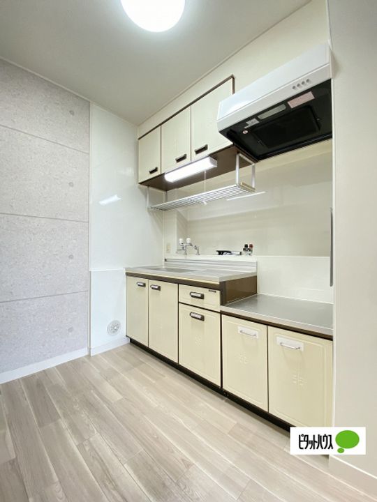 ヤマイチPLAZA黒田302のキッチン