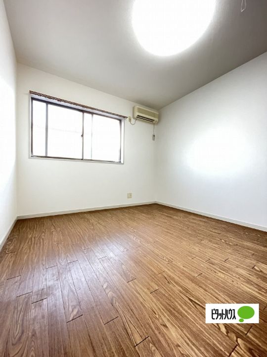 べリエール白邸101の居間