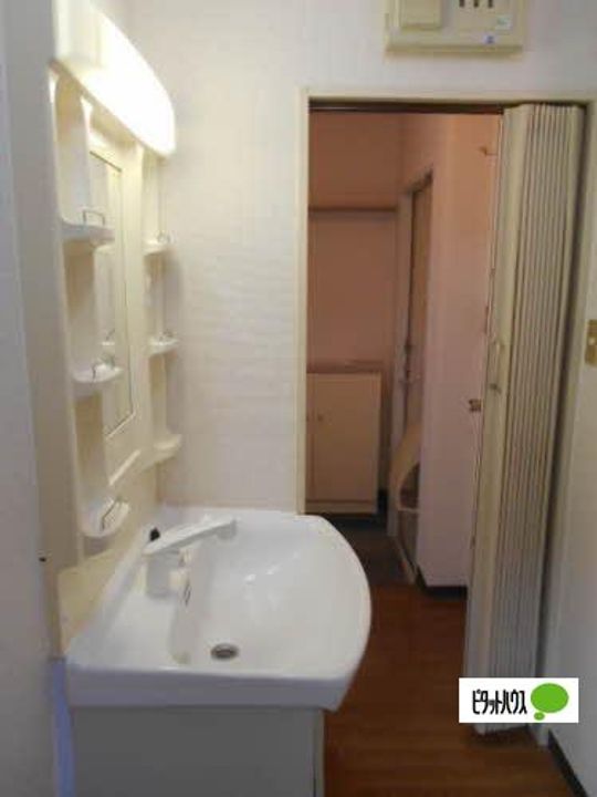 フレグランス吹上102の内装