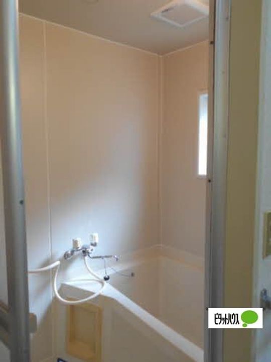 フレグランス吹上102の風呂