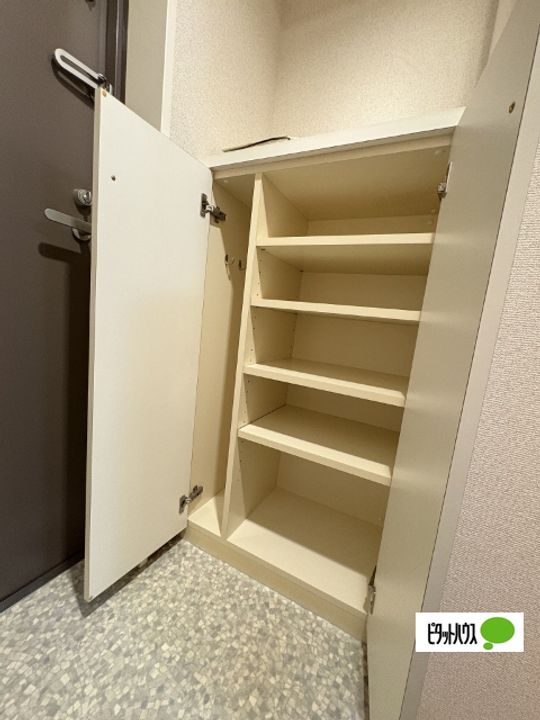 シャルマンフジ和歌山駅前202の内装