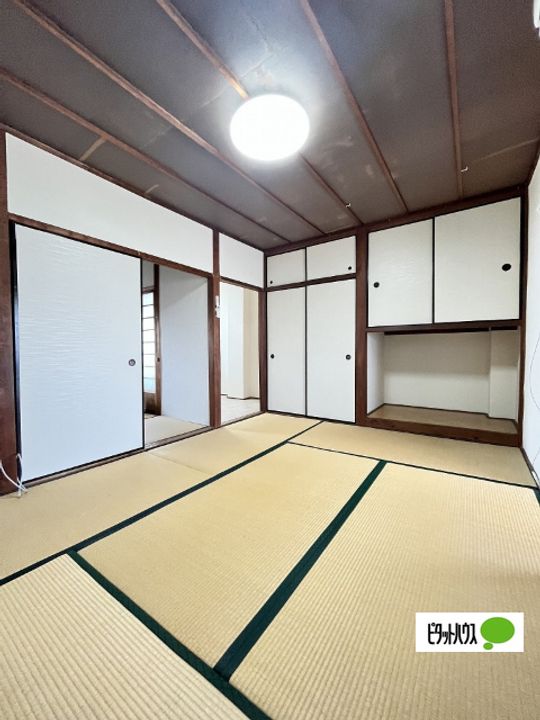 コーポ湊Ⅱ301の居間