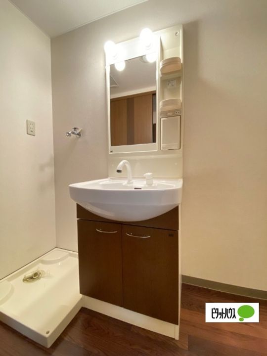 リッチ&フォース301の内装