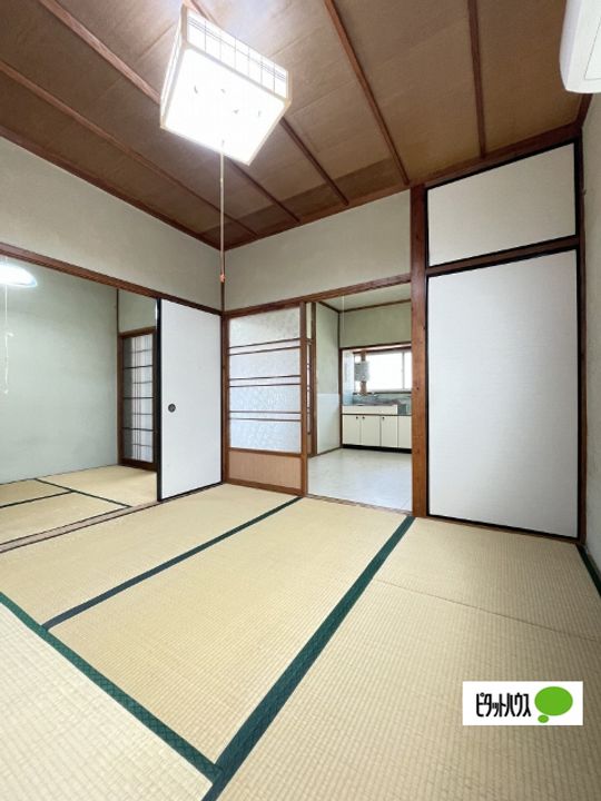 福島アパート3の居間
