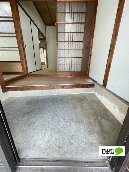 福島アパート3の玄関