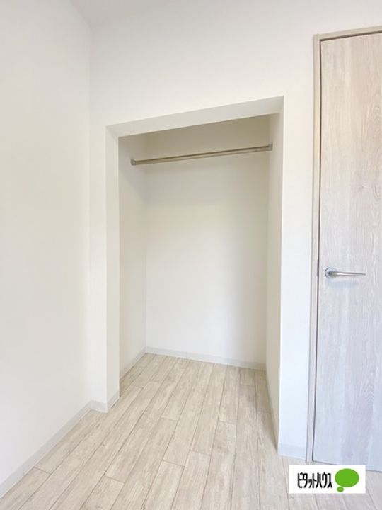 和歌山県和歌山市三葛の賃貸アパートの内装