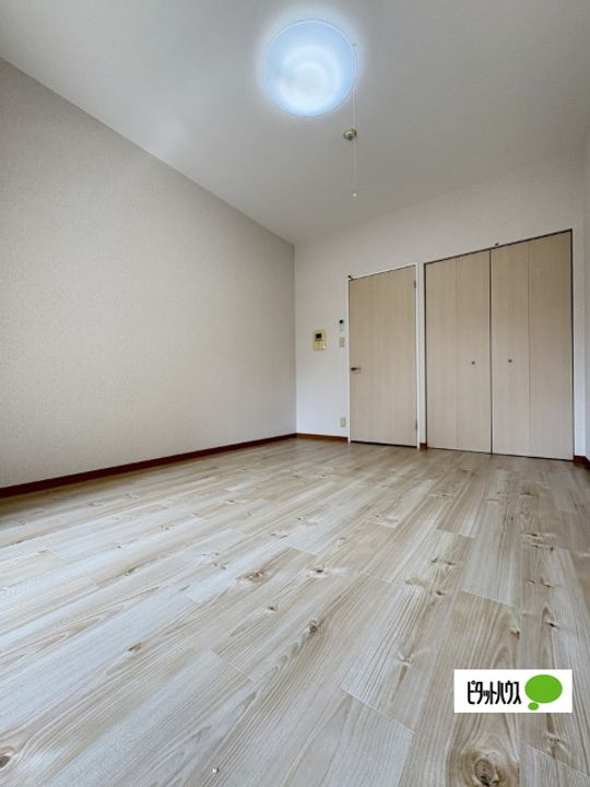 シャルマンフジ和歌山駅前202の居間