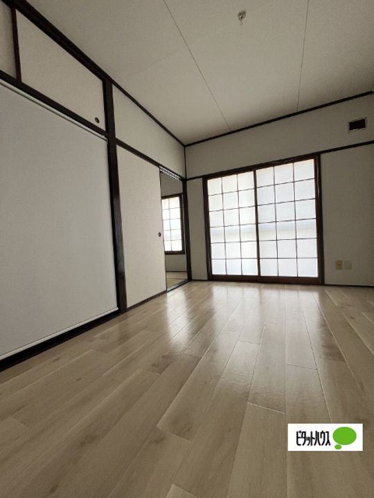 メゾンクルール302の居間