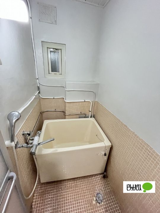 メゾンクルール302の風呂