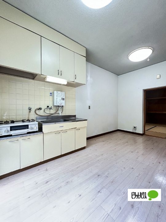 フェリースマンションの居間