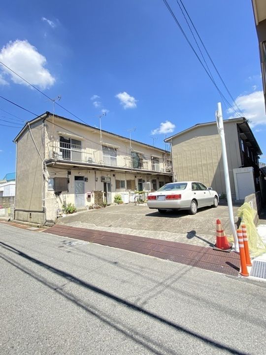 松ヶ丘荘の外観