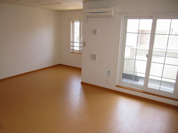 ヒルズ住吉Bの居間