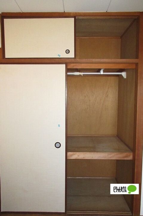 北ノ浜マンション406の内装
